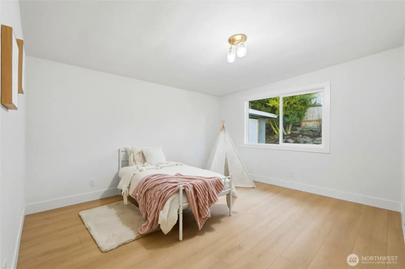 Property photo for 12832 84th Avenue S, Renton photo 17