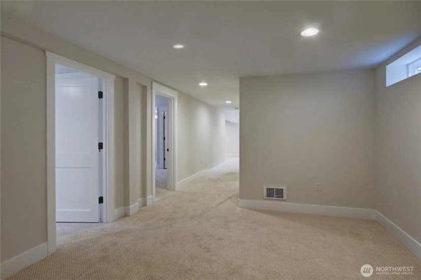 Property photo for 1611 10th Avenue W #1, Seattle photo 34