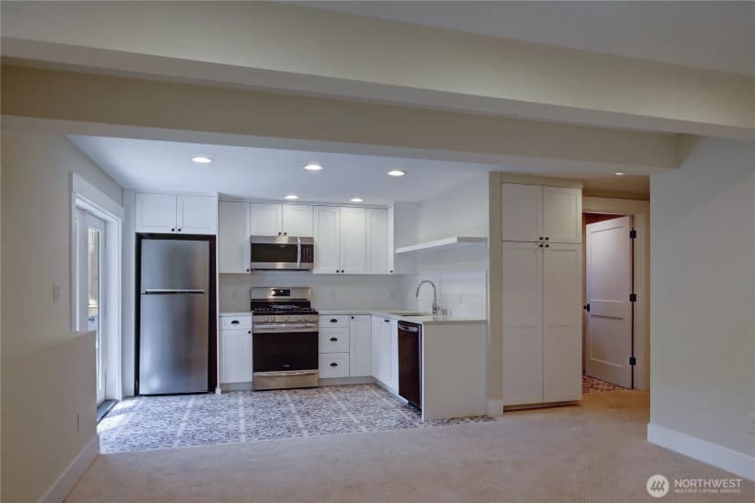 Property photo for 1611 10th Avenue W #1, Seattle photo 27