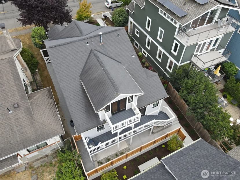 Property photo for 1611 10th Avenue W #1, Seattle photo 37