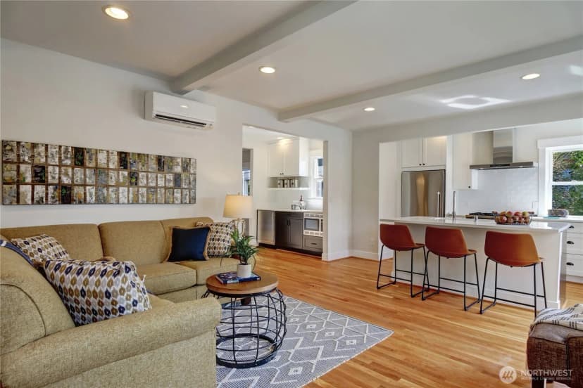 Property photo for 1611 10th Avenue W #1, Seattle photo 10