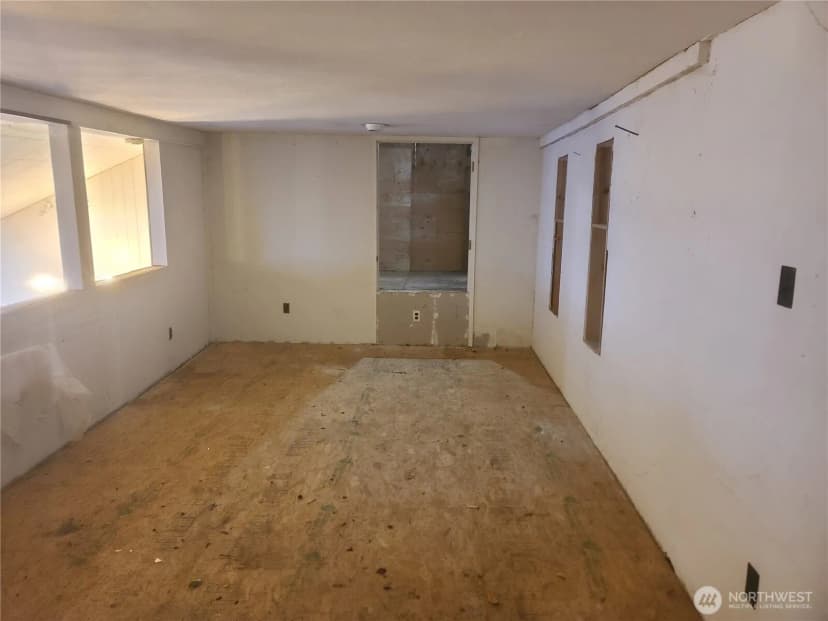 Property photo for 35618 16th Avenue Ct S #s, Roy photo 19