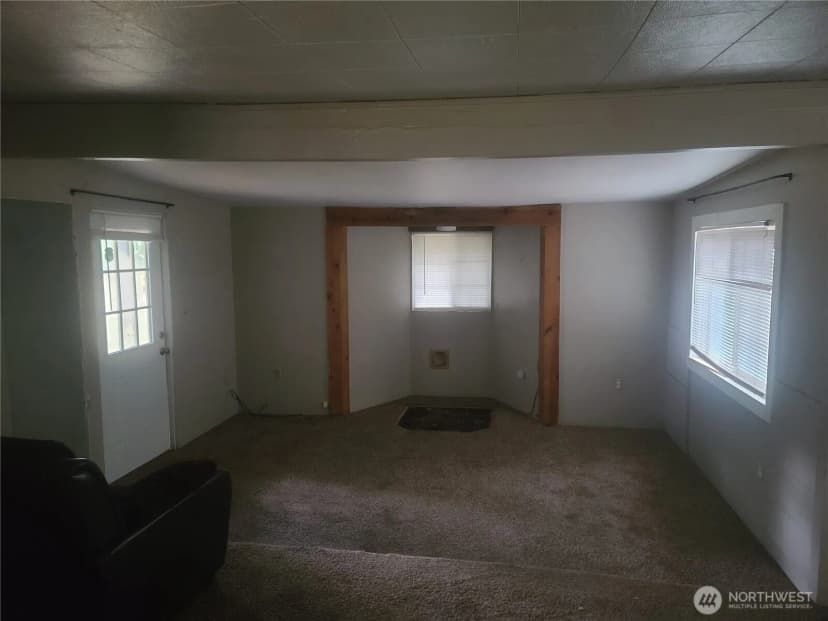 Property photo for 35618 16th Avenue Ct S #s, Roy photo 14