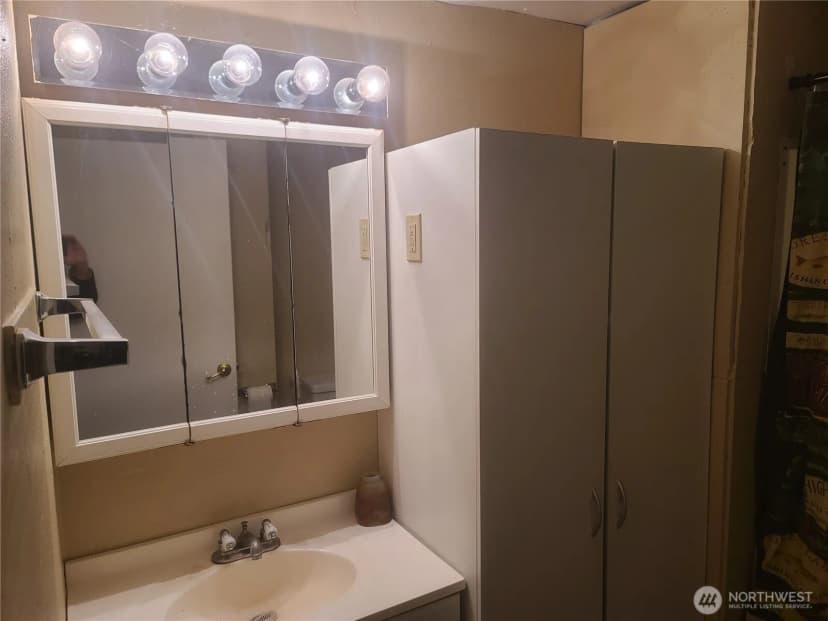 Property photo for 35618 16th Avenue Ct S #s, Roy photo 17
