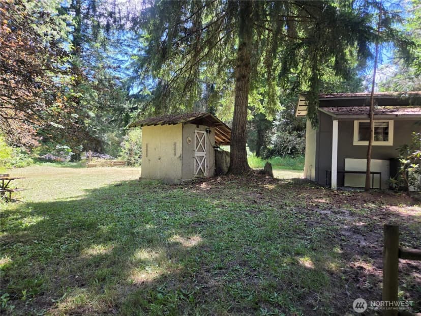 Property photo for 35618 16th Avenue Ct S #s, Roy photo 11