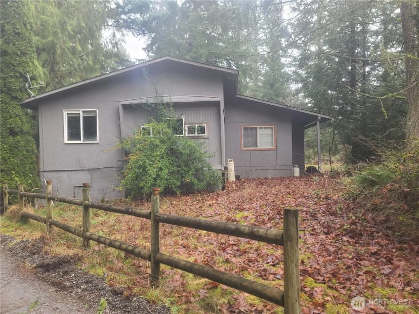 Property photo for 35618 16th Avenue Ct S #s, Roy photo 9