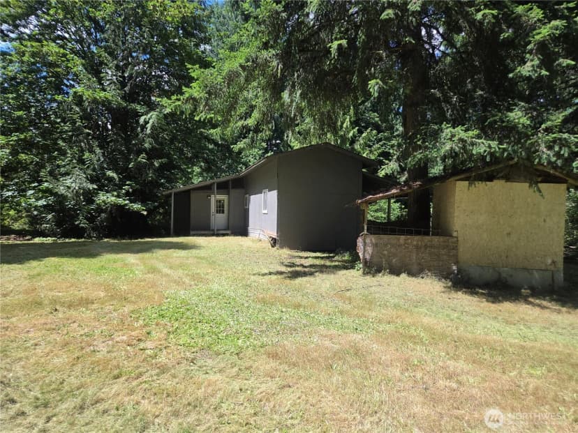 Property photo for 35618 16th Avenue Ct S #s, Roy photo 13