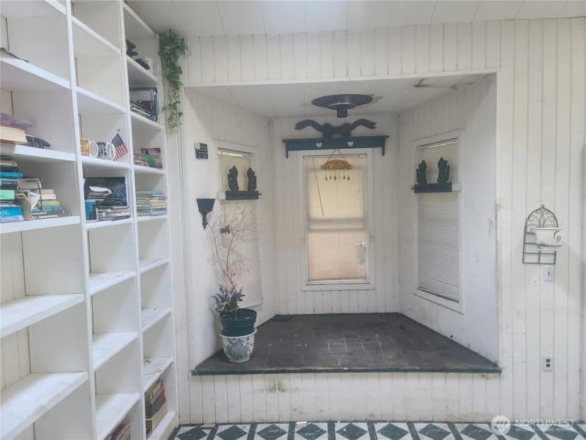 Property photo for 35618 16th Avenue Ct S #s, Roy photo 28