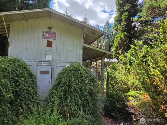 Property photo for 35618 16th Avenue Ct S #s, Roy photo 3