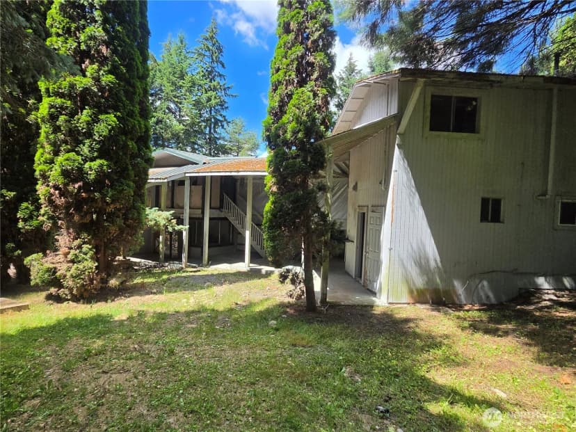 Property photo for 35618 16th Avenue Ct S #s, Roy photo 2