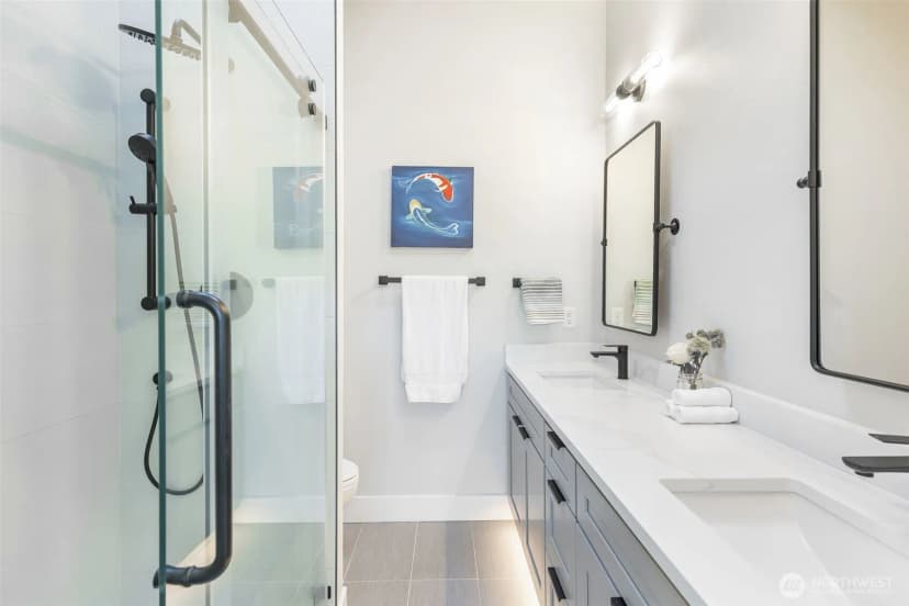 Property photo for 10717 2nd Avenue Nw, Seattle photo 18