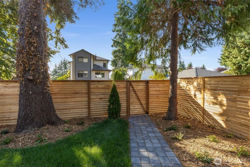 Property photo for 10717 2nd Avenue Nw, Seattle photo 22