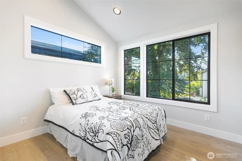 Property photo for 10717 2nd Avenue Nw, Seattle photo 14