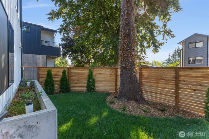 Property photo for 10717 2nd Avenue Nw, Seattle photo 23