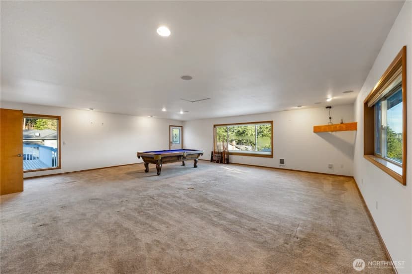 Property photo for 2115 Fairway Lane, Oak Harbor photo 35
