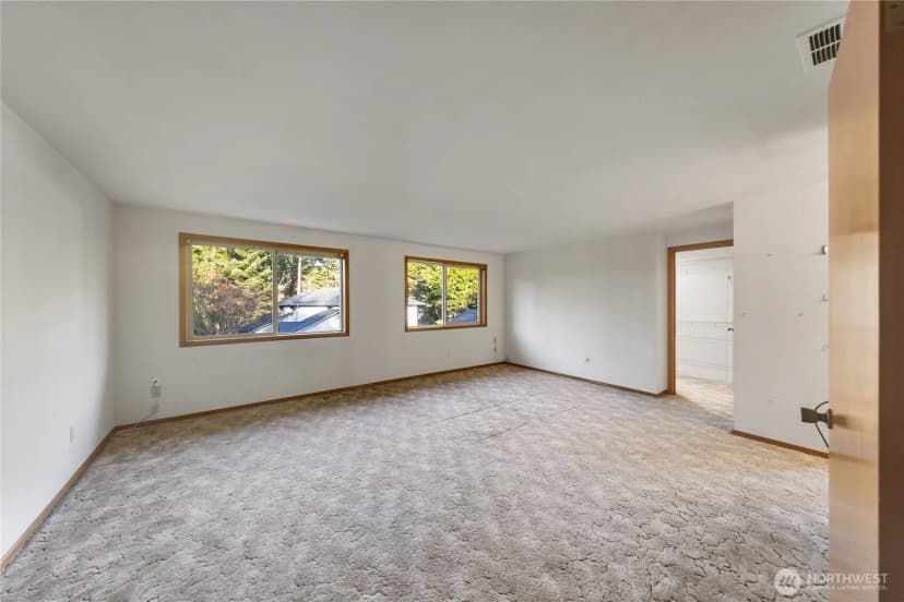 Property photo for 2115 Fairway Lane, Oak Harbor photo 20