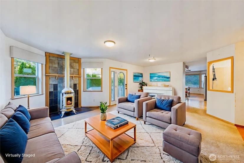 Property photo for 2115 Fairway Lane, Oak Harbor photo 6