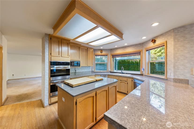 Property photo for 2115 Fairway Lane, Oak Harbor photo 14