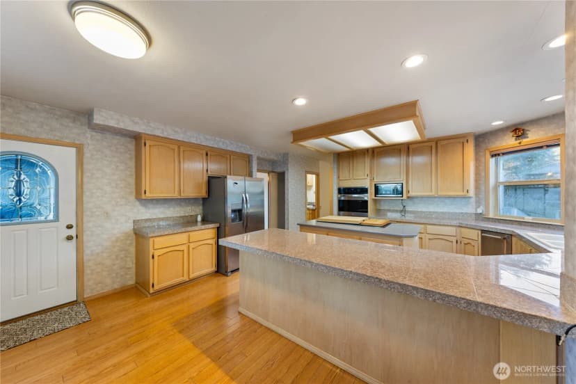 Property photo for 2115 Fairway Lane, Oak Harbor photo 15