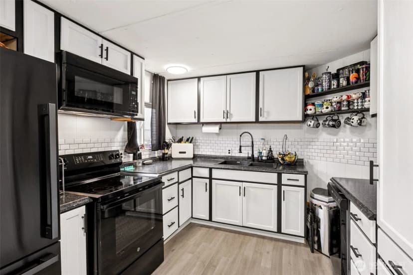Property photo for 9900 Blomberg Street Sw #16, Olympia photo 7