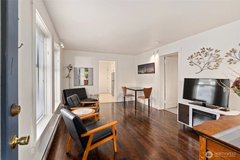 Property photo for 561 Lee Street, Seattle photo 30