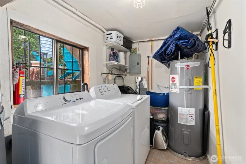 Property photo for 561 Lee Street, Seattle photo 37