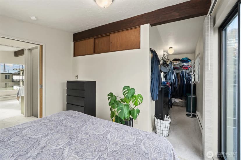 Property photo for 561 Lee Street, Seattle photo 23