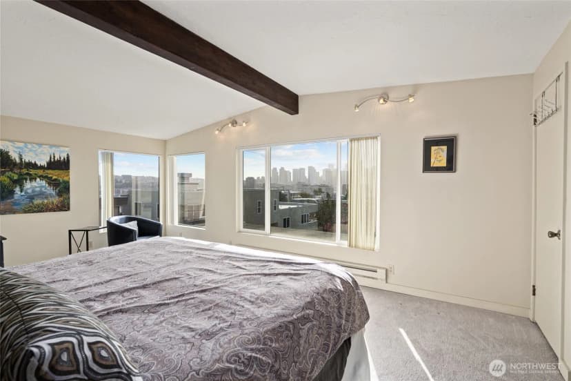 Property photo for 561 Lee Street, Seattle photo 18