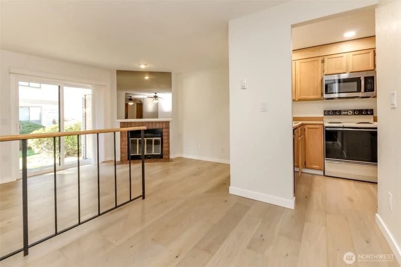 Property photo for 17311 119th Ln Se J#3, Renton photo 19