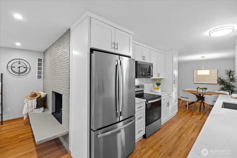 Property photo for 2535 154th Avenue Se, Bellevue photo 9