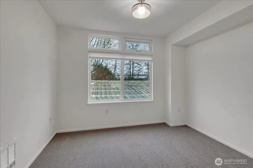Property photo for 18 Dravus Street #207, Seattle photo 18
