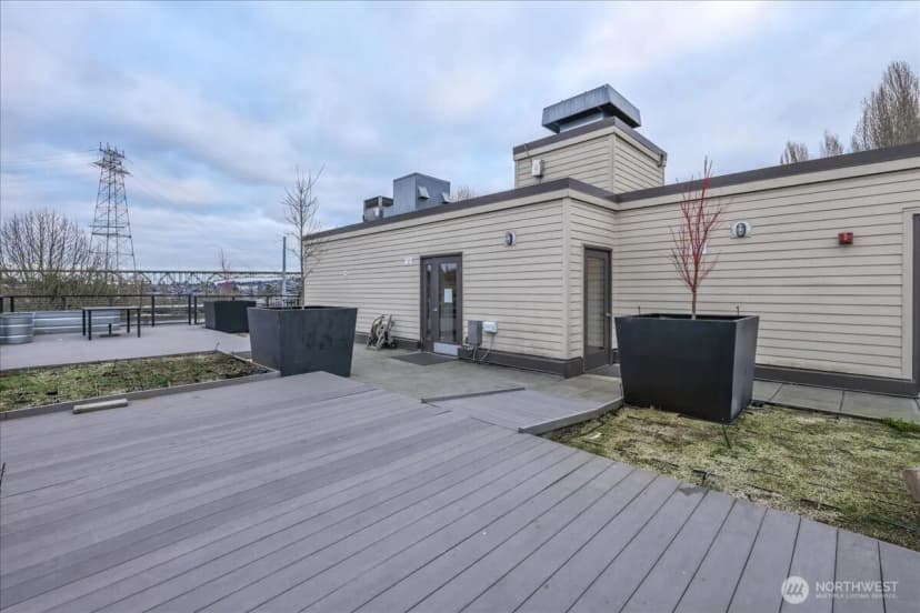 Property photo for 18 Dravus Street #207, Seattle photo 27
