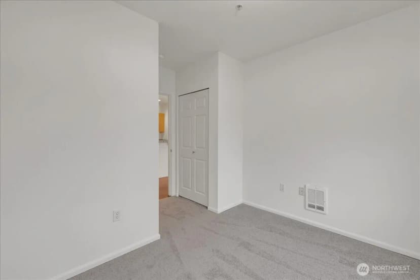 Property photo for 18 Dravus Street #207, Seattle photo 19