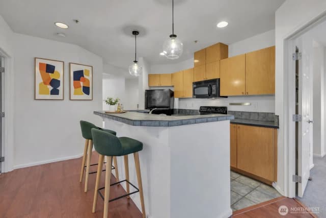 Property photo for 18 Dravus Street #207, Seattle photo 4