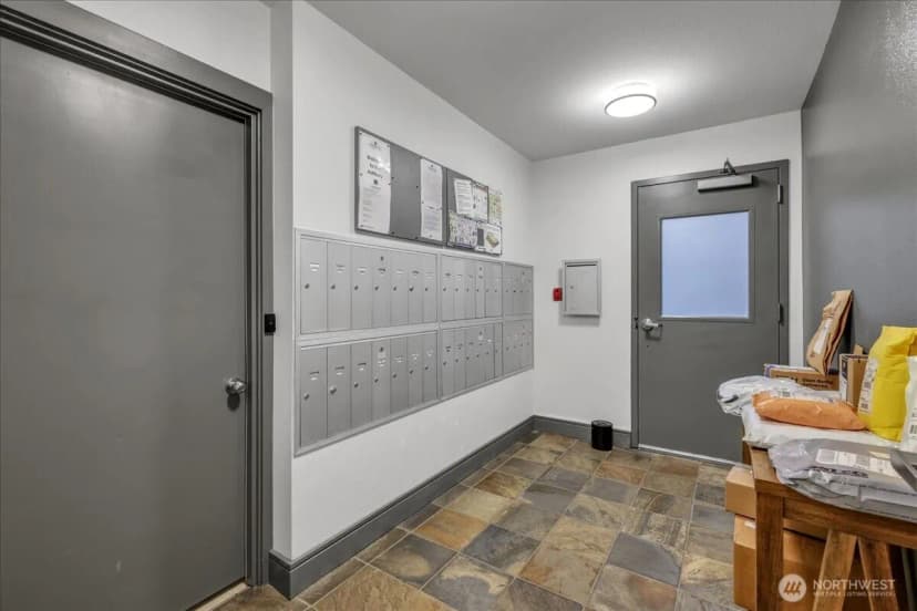 Property photo for 18 Dravus Street #207, Seattle photo 29
