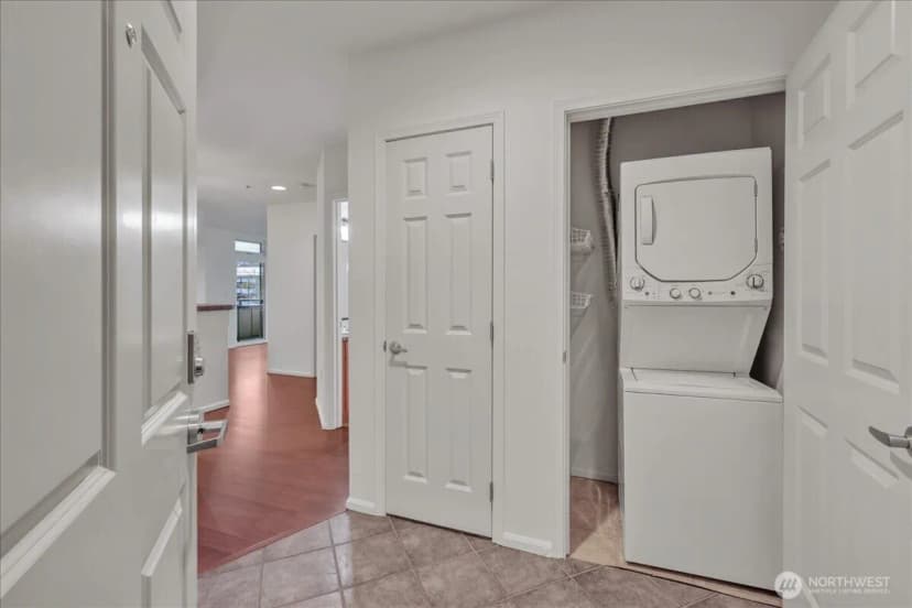 Property photo for 18 Dravus Street #207, Seattle photo 24