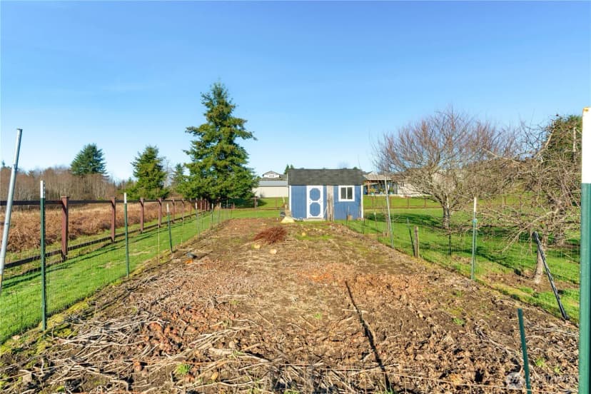 Property photo for 12 Courtney Lane, Montesano photo 29