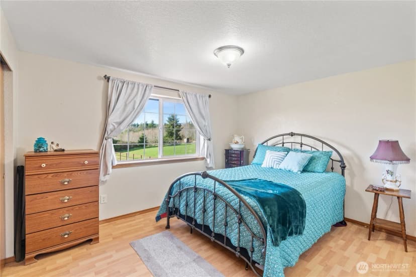 Property photo for 12 Courtney Lane, Montesano photo 18