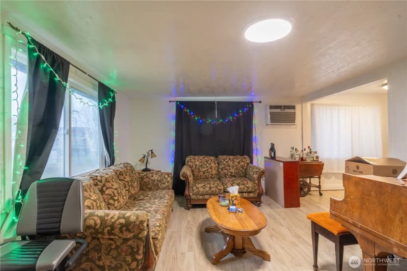 Property photo for 212 E 6th Avenue, Warden photo 10