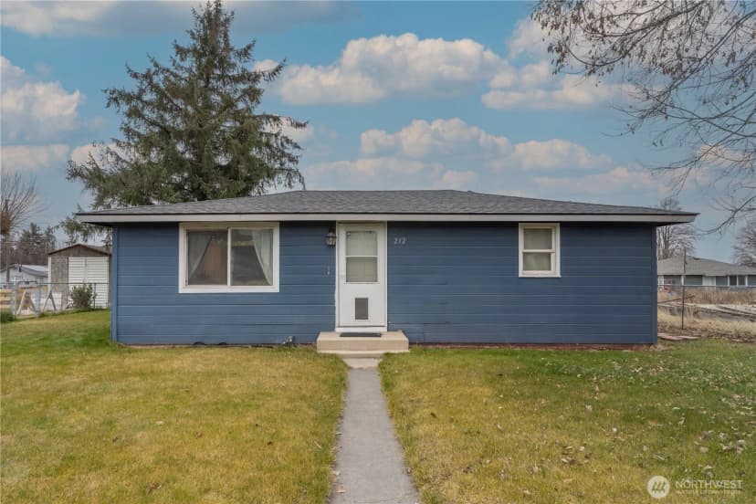 Property photo for 212 E 6th Avenue, Warden