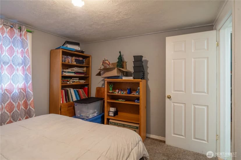 Property photo for 212 E 6th Avenue, Warden photo 15