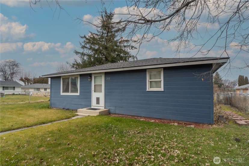 Property photo for 212 E 6th Avenue, Warden photo 2