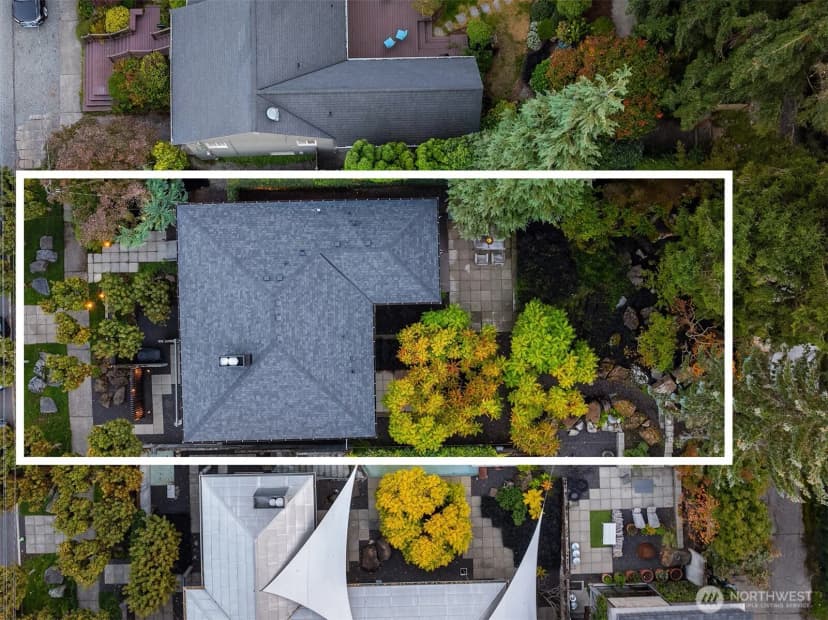 Property photo for 1207 26th Avenue E, Seattle photo 18