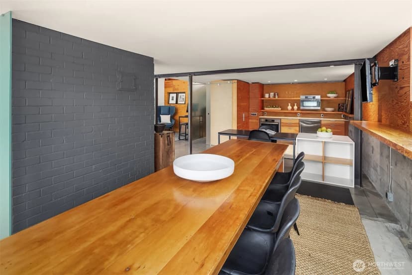 Property photo for 1207 26th Avenue E, Seattle photo 14