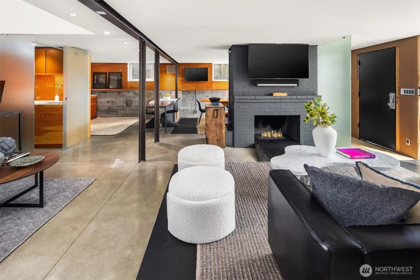 Property photo for 1207 26th Avenue E, Seattle photo 13