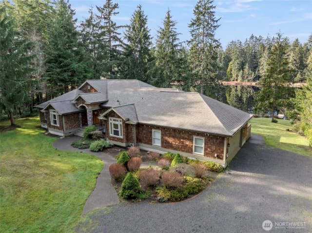Property photo for 4211 168th Lane, Long Beach