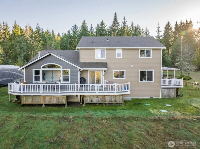 Property photo for 1063 Tamarack Lane, Port Angeles photo 37
