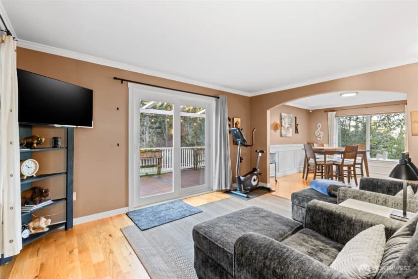 Property photo for 1063 Tamarack Lane, Port Angeles photo 20