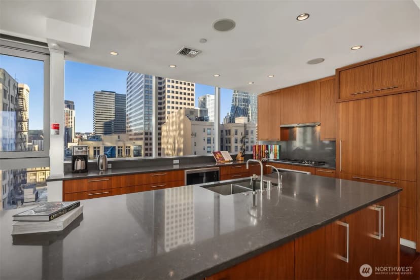 Property photo for 1521 2nd Avenue #1001, Seattle photo 20