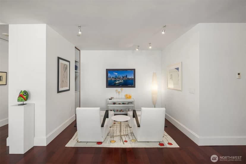Property photo for 1521 2nd Avenue #1001, Seattle photo 7